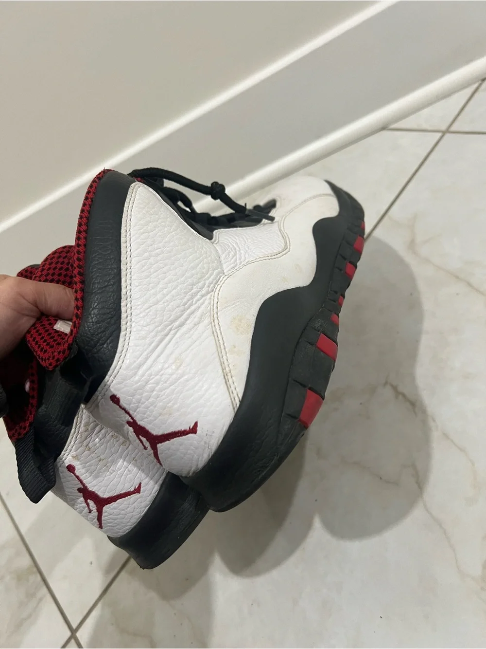 Air Jordan White 10 Retro Chicago Sneakers Size 13 US